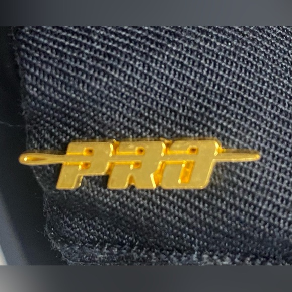 NEW LOS ANGELES LAKERS FINAL CHAMPIONSHIP SNAPBACK HAT Pro Standard Crown - Picture 9 of 10